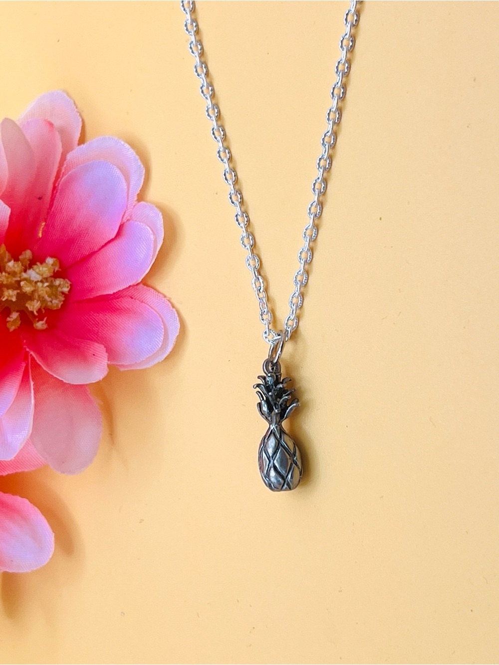 Pineapple Pendant Necklace - pewter